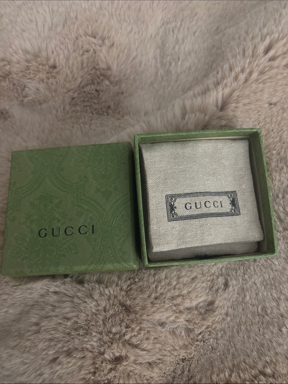 Brand new with tags Gucci Sterling Silver heart drop hoop earrings - Picture 5 of 5